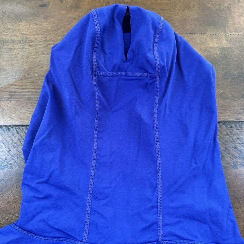 Lululemon Run Stay on Course Hoodie Womens Size 12 Purple Running Pullover - Picture 8 of 10